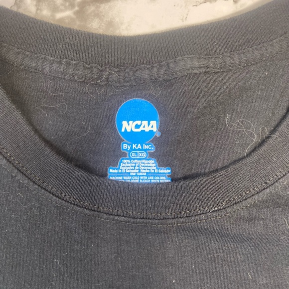 University of Florida, “The Swamp” T-Shirt Gators - Picture 4 of 5